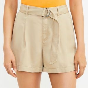 LOFT pleated belted shorts in XSP
